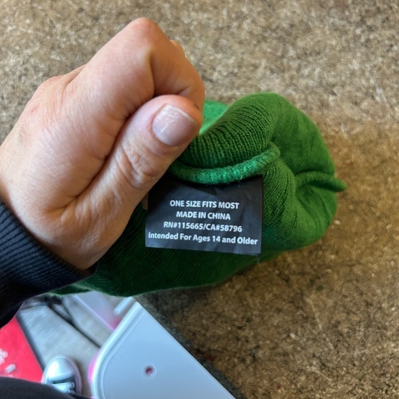 Pickle Rick one size adult beanie from Rick and Morty - Picture 5 of 5